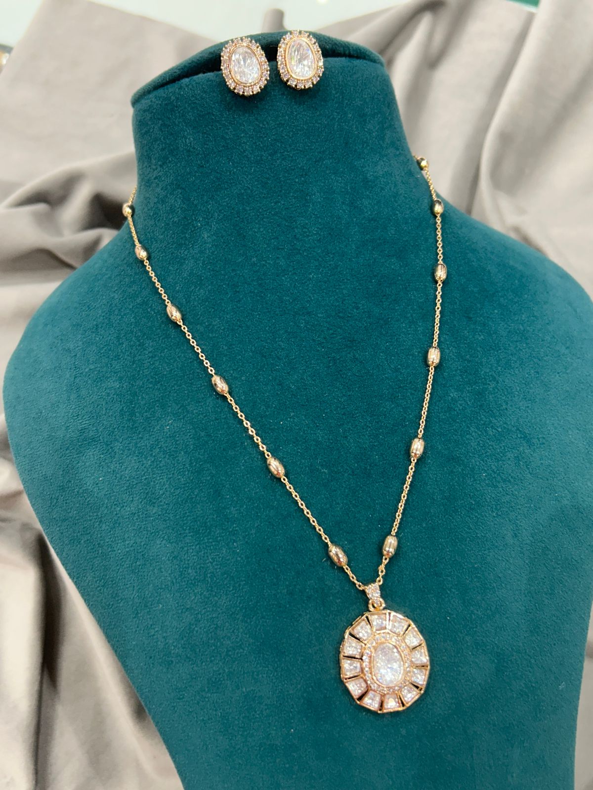 Classic Diamond Look Pendant Necklace Set